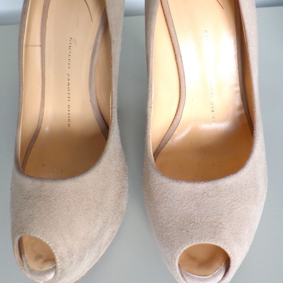 Giuseppe Zanotti Beige Suede Platforms - Picture 1 of 4